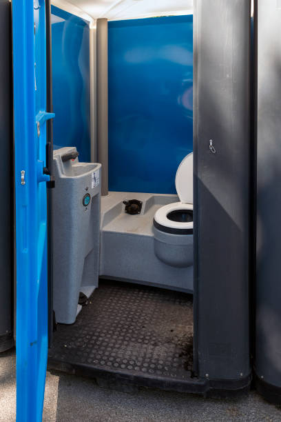 Best Porta potty cleaning services  in Elyria, OH