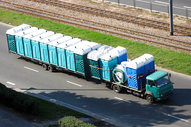 Best Luxury portable toilet rental  in Elyria, OH
